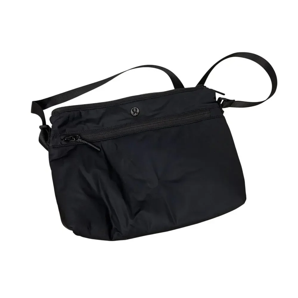 Lululemon New Parent Crossbody bag  Black
